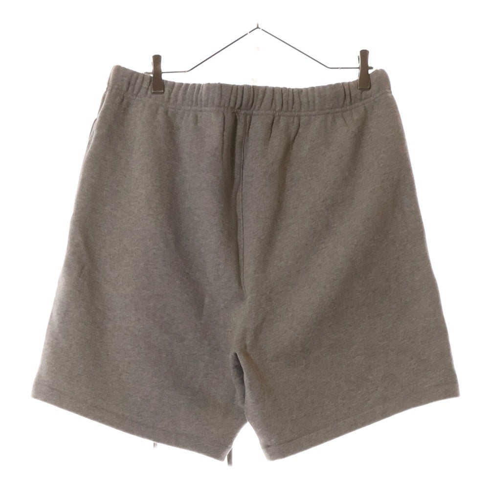 FEAR OF GOD ESSENTIALS(フィアオブゴッド エッセンシャルズ) SHORT PANTS 1977 フェルトロゴ スウェットハーフパンツ ショーツ グレー