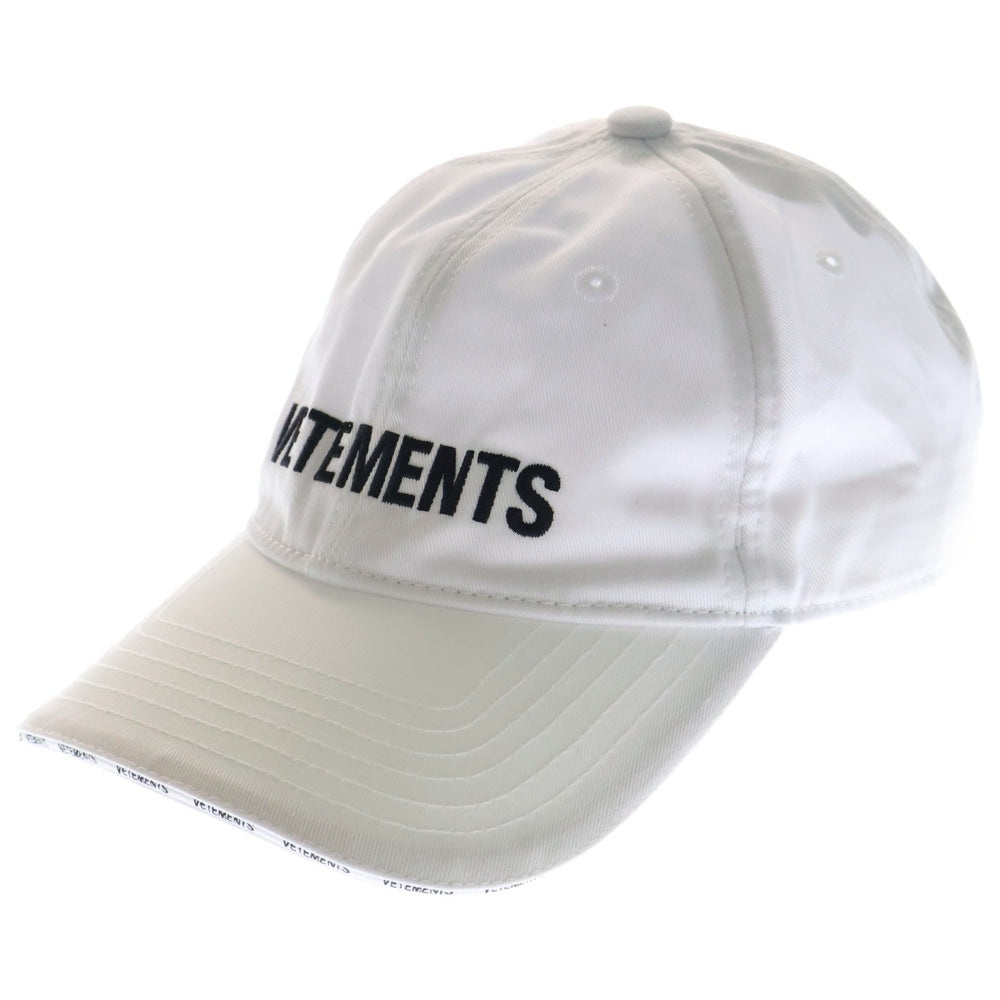 VETEMENTS(ヴェトモン) ロゴ刺繍 ベースボールキャップ 帽子 ホワイト UE63CA100W