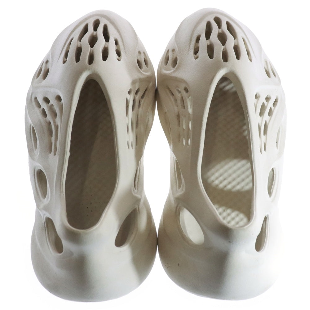 adidas(アディダス) YEEZY Foam Runner Sand FY4567 イージー フォームランナー サンド ラバーサンダル アイボリー US8/26.0cm