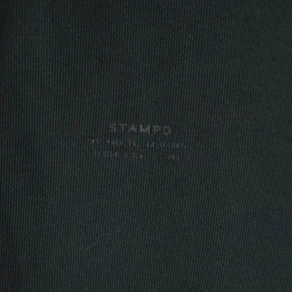 STAMPD(スタンプド) Stacked Logo Crewneck Sweatshirt フロントロゴ クルーネックスウェット トレーナー ブラック
