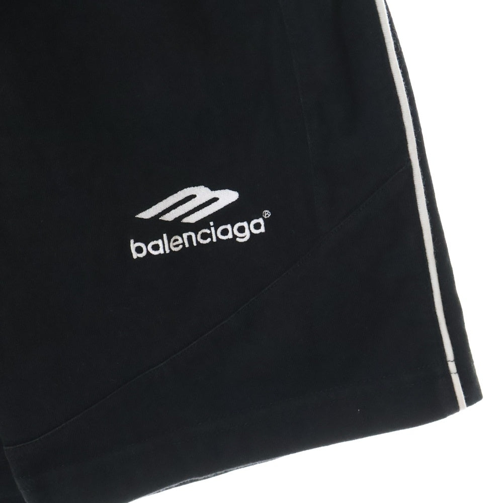 BALENCIAGA(バレンシアガ) 24SS Soccer Baggy Shorts サッカーロゴ バギーショーツ ハーフパンツ ブラック 777709 TPVW2