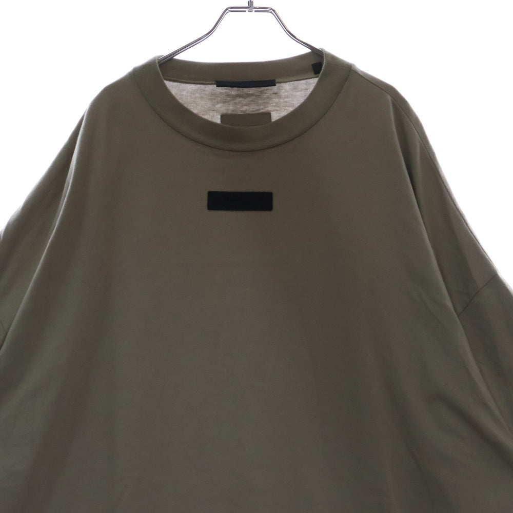 FEAR OF GOD ESSENTIALS(フィアオブゴッド エッセンシャルズ) S/S T-SHIRT ラバーロゴ 半袖Tシャツ グレー
