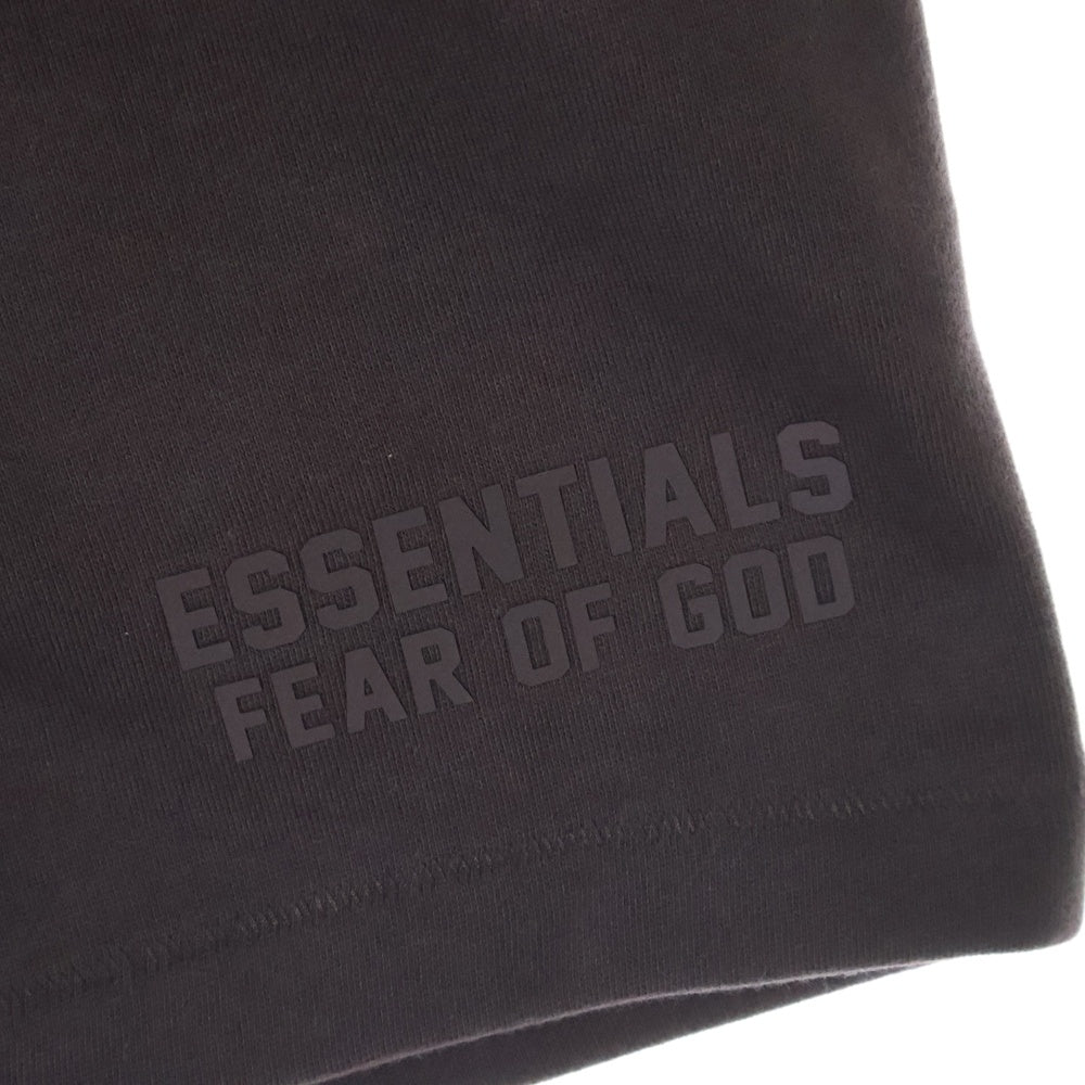 FEAR OF GOD ESSENTIALS(フィアオブゴッド エッセンシャルズ) SHORT PANTS ラバーロゴ スウェットハーフパンツ ショーツ ブラウン