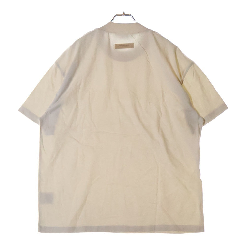 FEAR OF GOD ESSENTIALS(フィアオブゴッド エッセンシャルズ) S/S T-SHIRT ラバーロゴ 半袖Tシャツ ベージュ