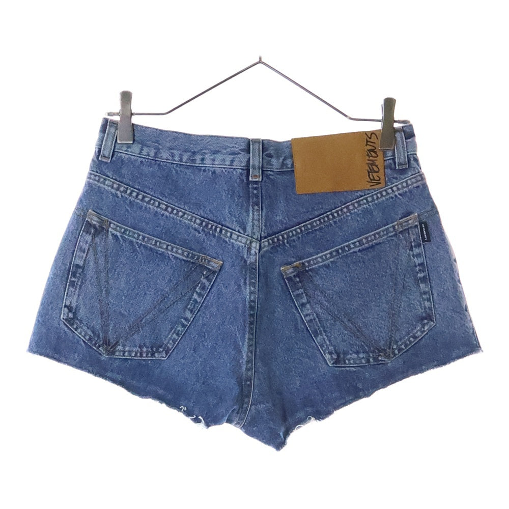 VETEMENTS(ヴェトモン) 20SS Gothic Short ロゴ刺繍 デニムショーツ インディゴ レディース SS20PA337
