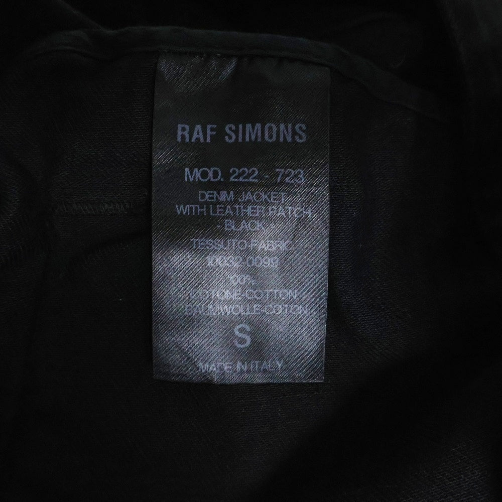 RAF SIMONS(ラフシモンズ) Denim jacket with leather patch ロゴパッチ バックペイントロゴ デニムジャケット ブラック 222-723