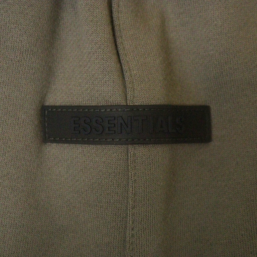 FEAR OF GOD ESSENTIALS(フィアオブゴッド エッセンシャルズ) SHORT PANTS リフレクターロゴ スウェットハーフパンツ ショーツ ベージュ