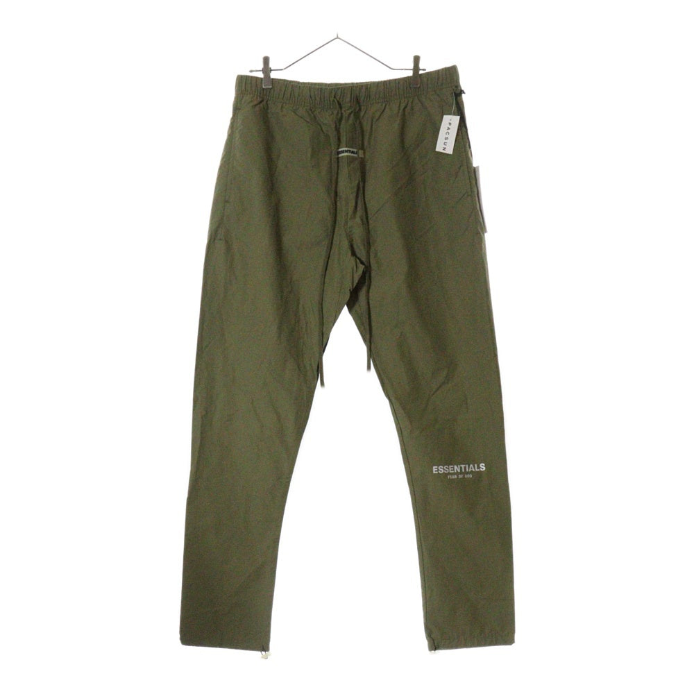 FEAR OF GOD ESSENTIALS(フィアオブゴッド エッセンシャルズ) NYLON PANTS リフレクターロゴ ナイロンパンツ カーキ
