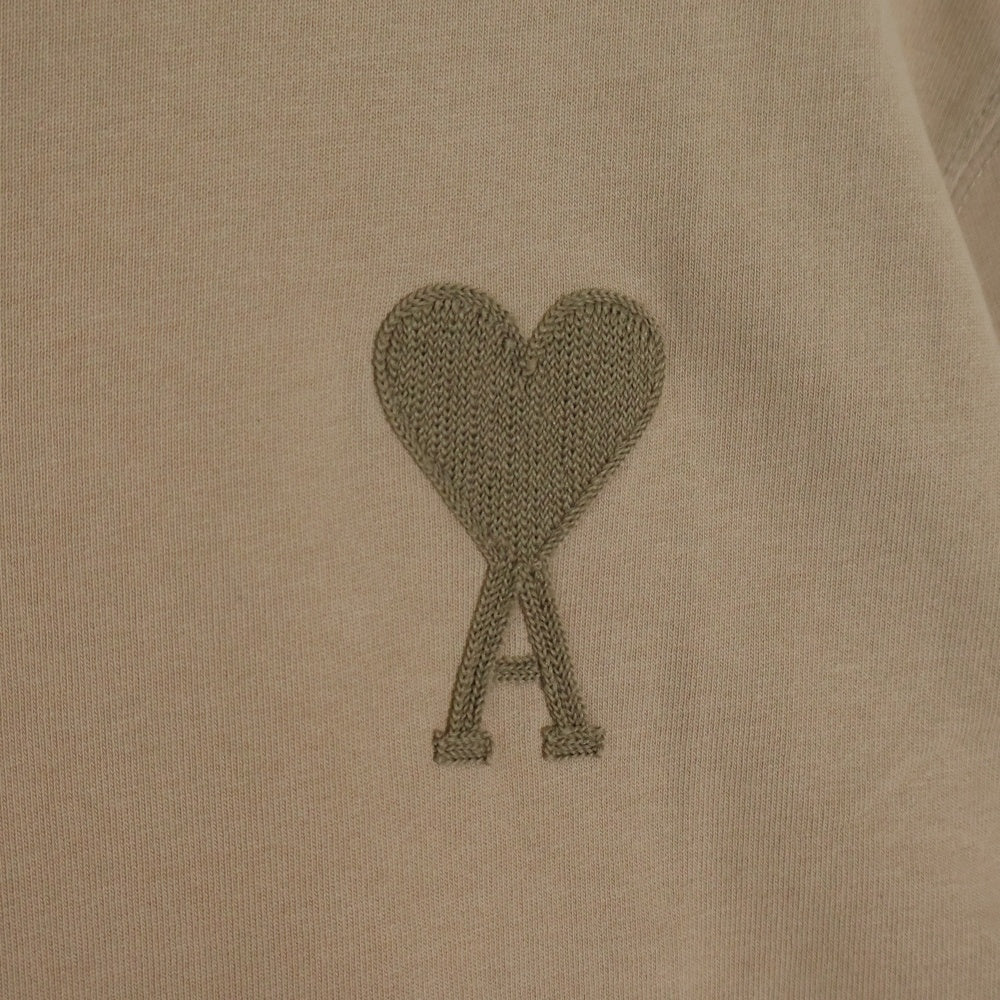 AMI Alexandre Mattiussi(アミアレクサンドルマテュッシ) T-Shirt ロゴ刺繍半袖Tシャツ ベージュ A21HJ128.726