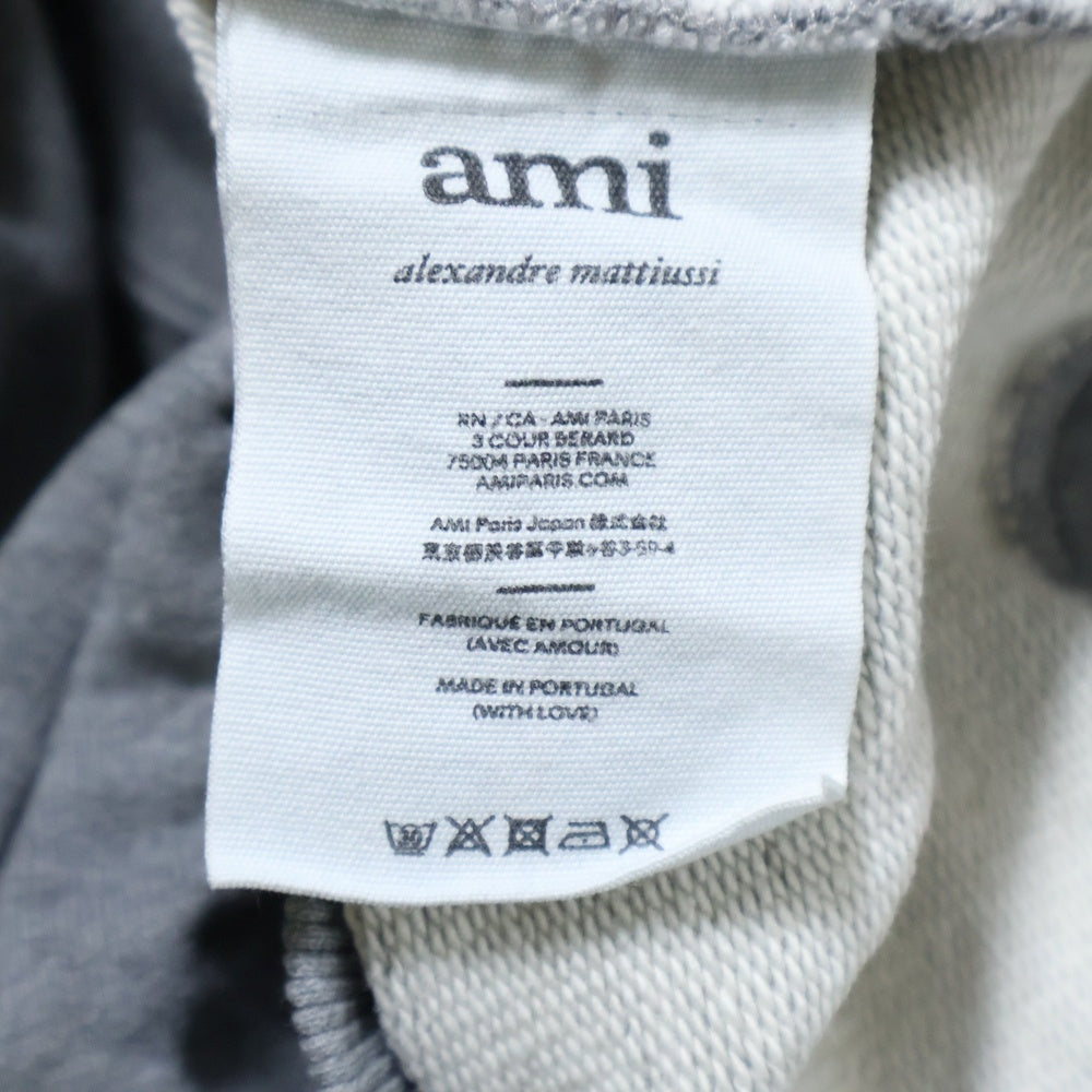 AMI Alexandre Mattiussi(アミアレクサンドルマテュッシ) Hoodie ロゴ刺繍 プルオーバースウェットパーカー フーディー グレー E21HJ058.747