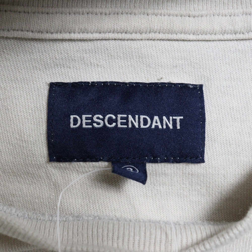 DESCENDANT(ディセンダント) 20SS Fish Club Crew Neck LS フィッシュクラブ アームロゴ ロングスリーブカットソー 長袖Tシャツ アイボリー
