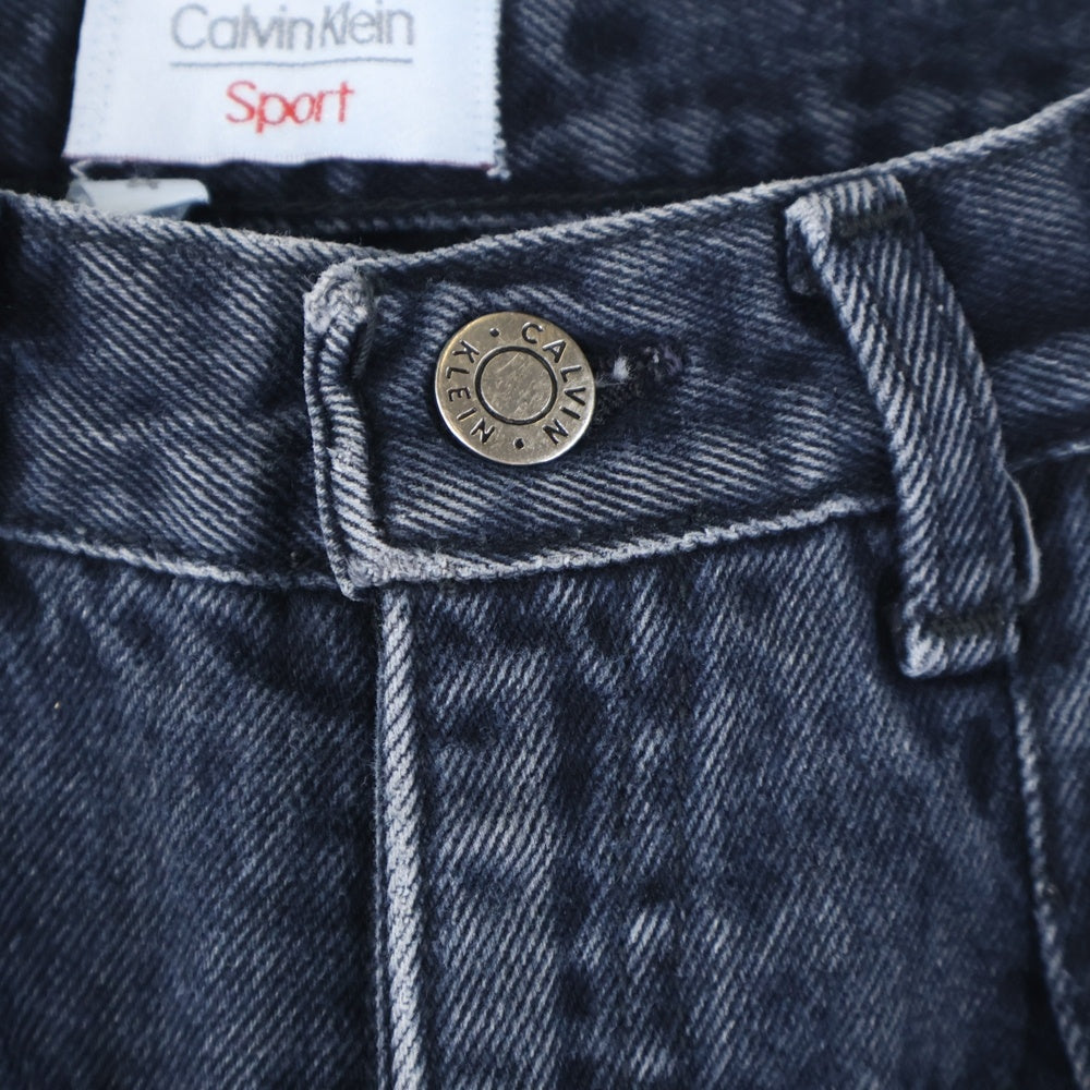 Calvin Klein(カルバンクライン) テーパードデニムパンツ ジップフライデニムパンツ レディース ブラック