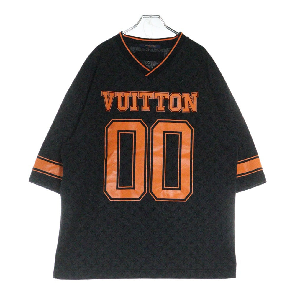 LOUIS VUITTON(ルイヴィトン) 23SS モノグラムスポーティVネックTシャツ ロゴプリントVネック半袖Tシャツ RM231 VV4 HOY67W ブラック/オレンジ
