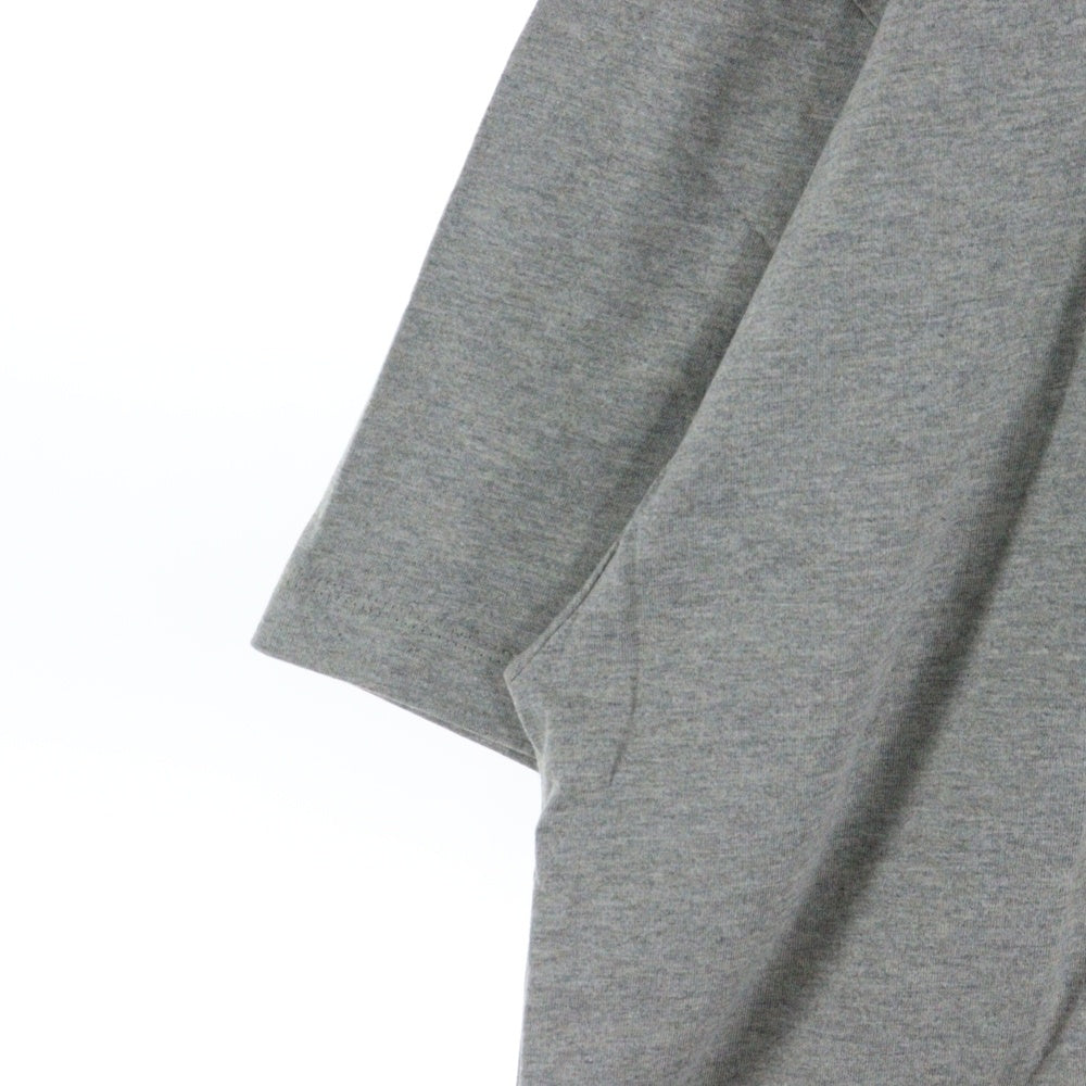 FEAR OF GOD ESSENTIALS(フィアオブゴッド エッセンシャルズ) S/S T-SHIRT フェルトロゴ 半袖Tシャツ グレー