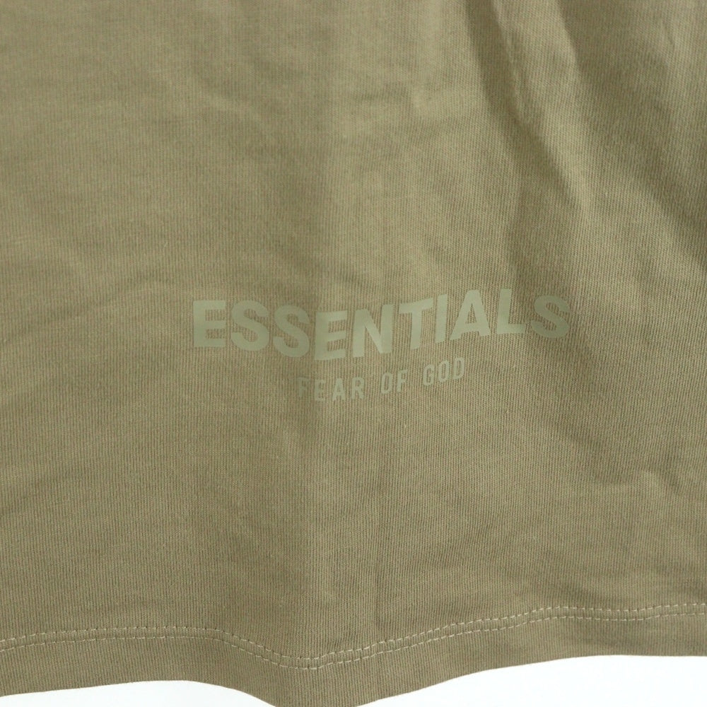 FEAR OF GOD ESSENTIALS(フィアオブゴッド エッセンシャルズ) L/S T-SHIRT バックリフレクターロゴ長袖Tシャツ ロンT ベージュ