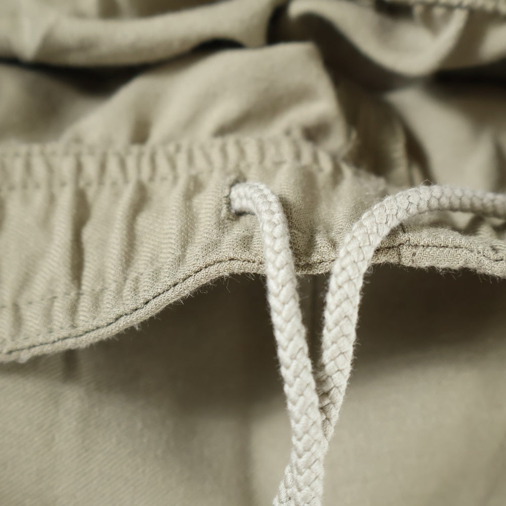 M.I.D.A.(ミダ) テーパードパンツ ドローストリングナイロンスラックス M211803 ブラウン