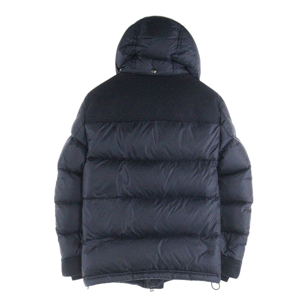 MONCLER(モンクレール) RILLIEUX GIUBBOTTO リリューダウン×ウール切替 フード付き ダウンジャケット ブラック/ネイビー C20914190385 53227