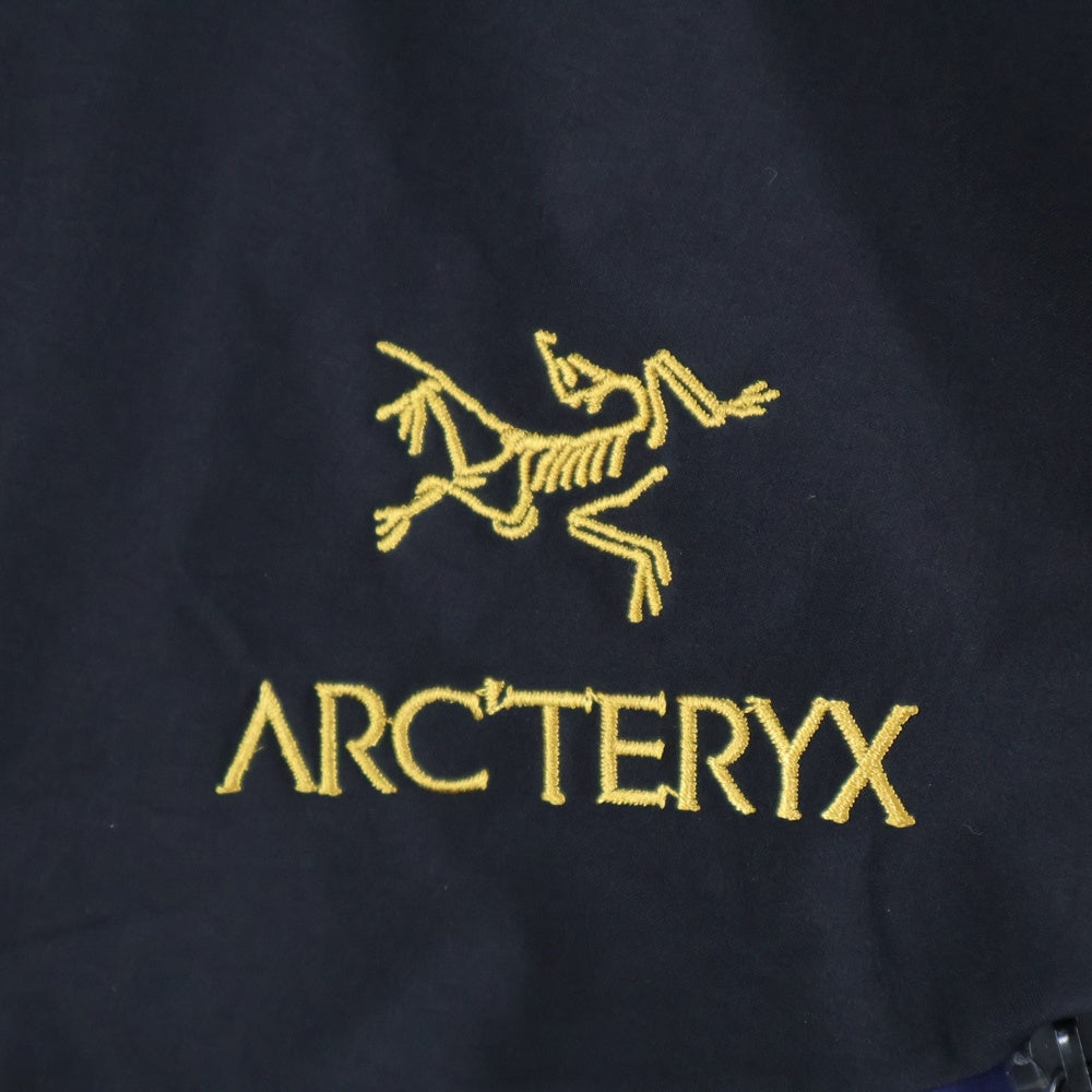 ARC'TERYX(アークテリクス) ×BEAMS ビームス GORE-TEXゴアテックス Theta AR Jacket マウンテンパーカ ネイビー/ブラック L06871500