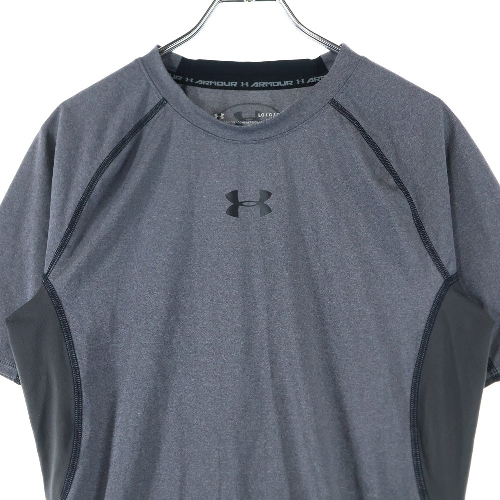 UNDER ARMOUR(アンダーアーマー) フロントロゴ プリント 半袖Tシャツ カットソー グレー