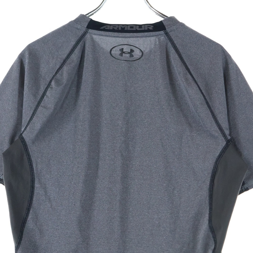 UNDER ARMOUR(アンダーアーマー) フロントロゴ プリント 半袖Tシャツ カットソー グレー