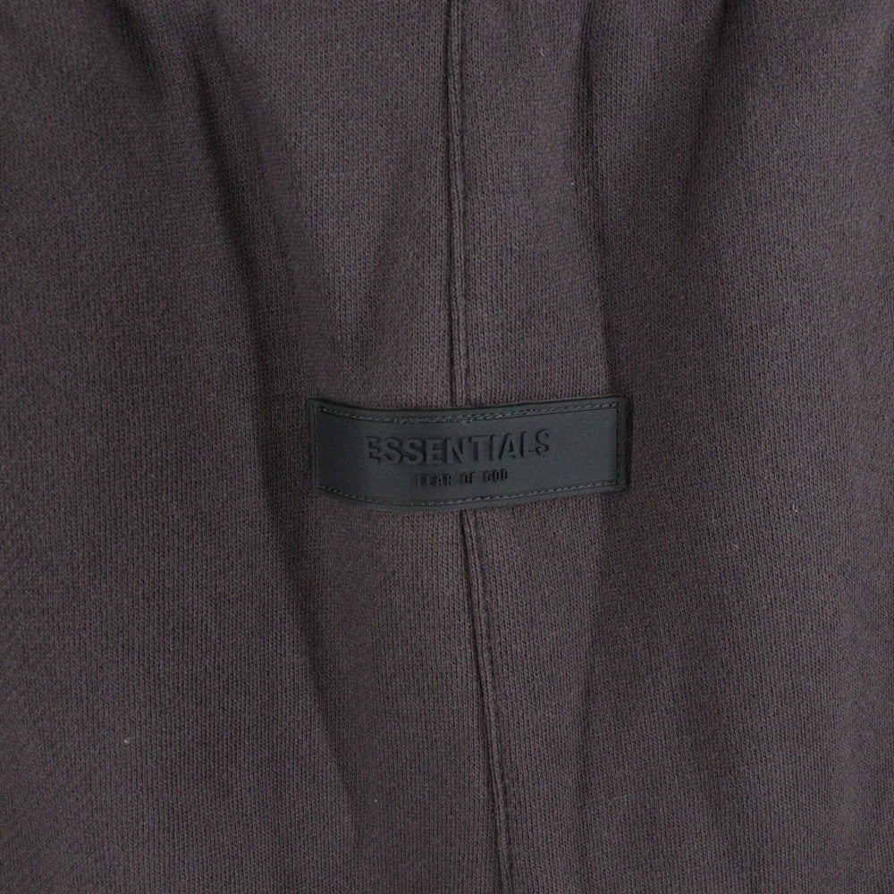 FEAR OF GOD ESSENTIALS(フィアオブゴッド エッセンシャルズ) SHORT PANTS ラバーロゴスウェットハーフパンツ ショーツ ブラウン