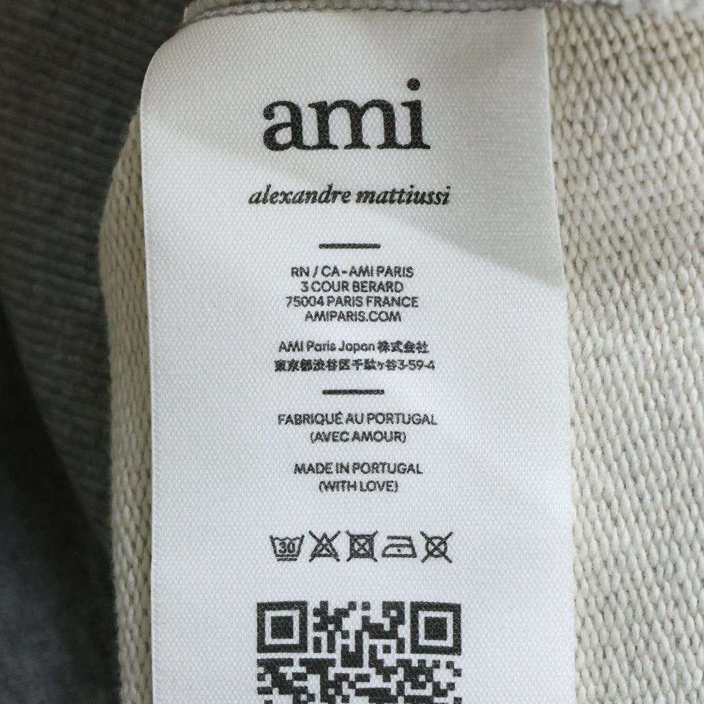 AMI Alexandre Mattiussi(アミアレクサンドルマテュッシ) Sweatshirt ハートロゴ刺繍 クルーネックスウェットトレーナー グレー USW004.747
