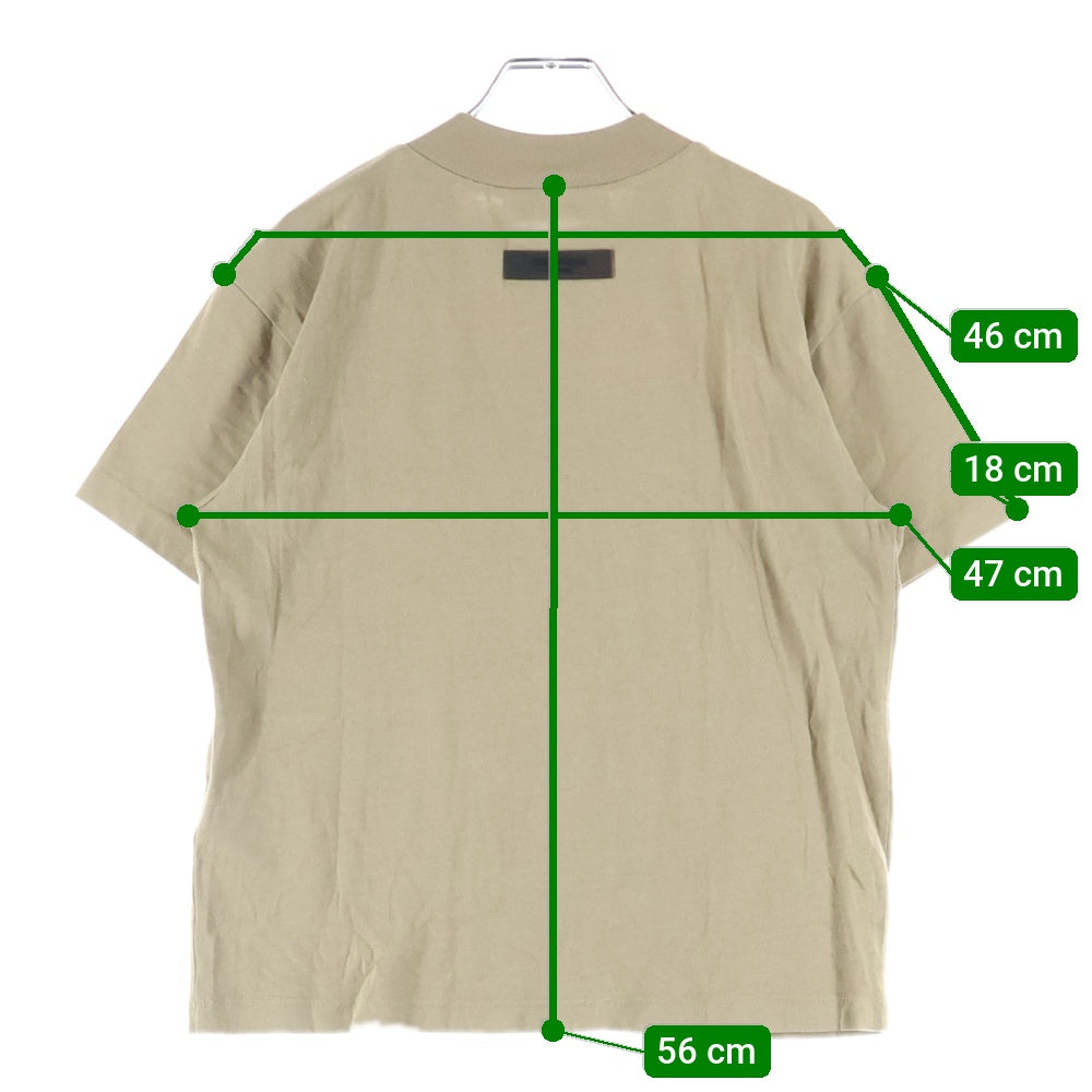 FEAR OF GOD ESSENTIALS(フィアオブゴッド エッセンシャルズ) S/S T-SHIRT フェルトロゴ 半袖Tシャツ レディース ベージュ
