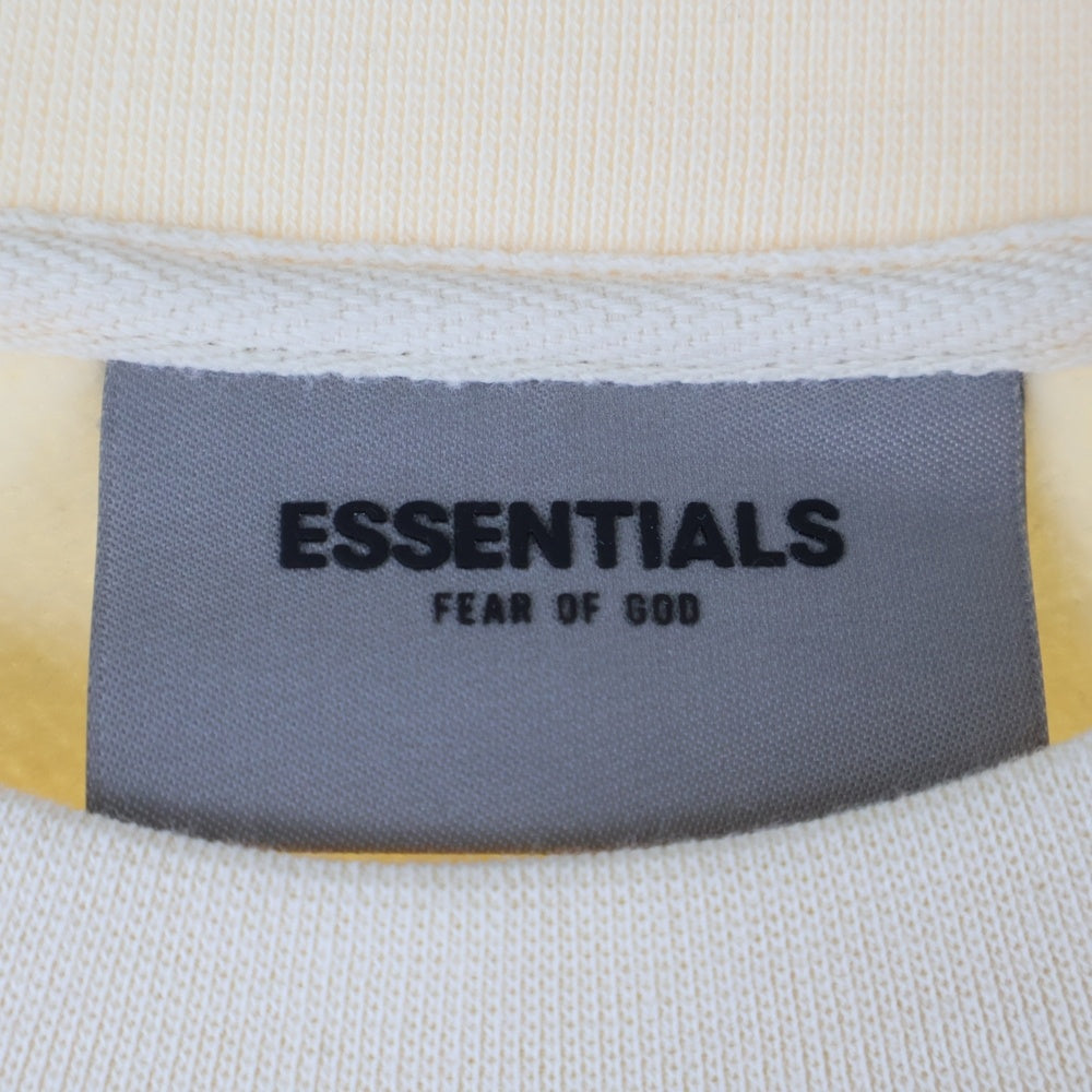 FEAR OF GOD ESSENTIALS(フィアオブゴッド エッセンシャルズ) SWEATSHIRT バックラバーロゴ クルーネックスウェットトレーナー アイボリー