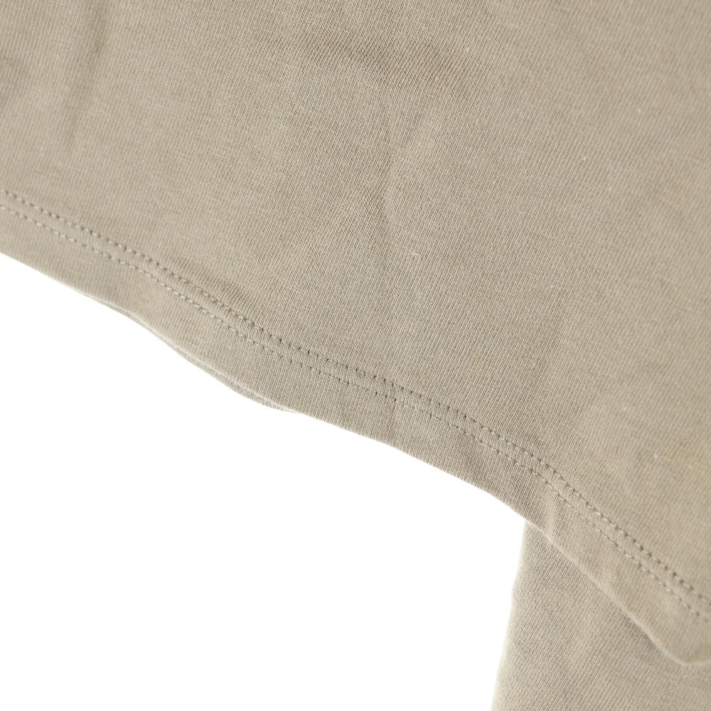 FEAR OF GOD ESSENTIALS(フィアオブゴッド エッセンシャルズ) S/S T-SHIRT フェルトロゴ 半袖Tシャツ ベージュ