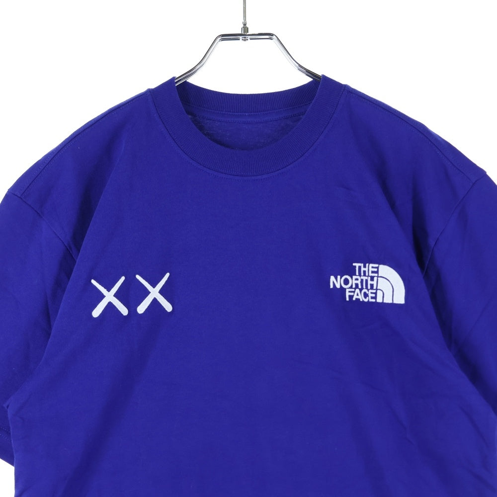 THE NORTH FACE(ザノースフェイス) Kaws Tee カウズ ロゴ刺繍 半袖Tシャツ ブルー