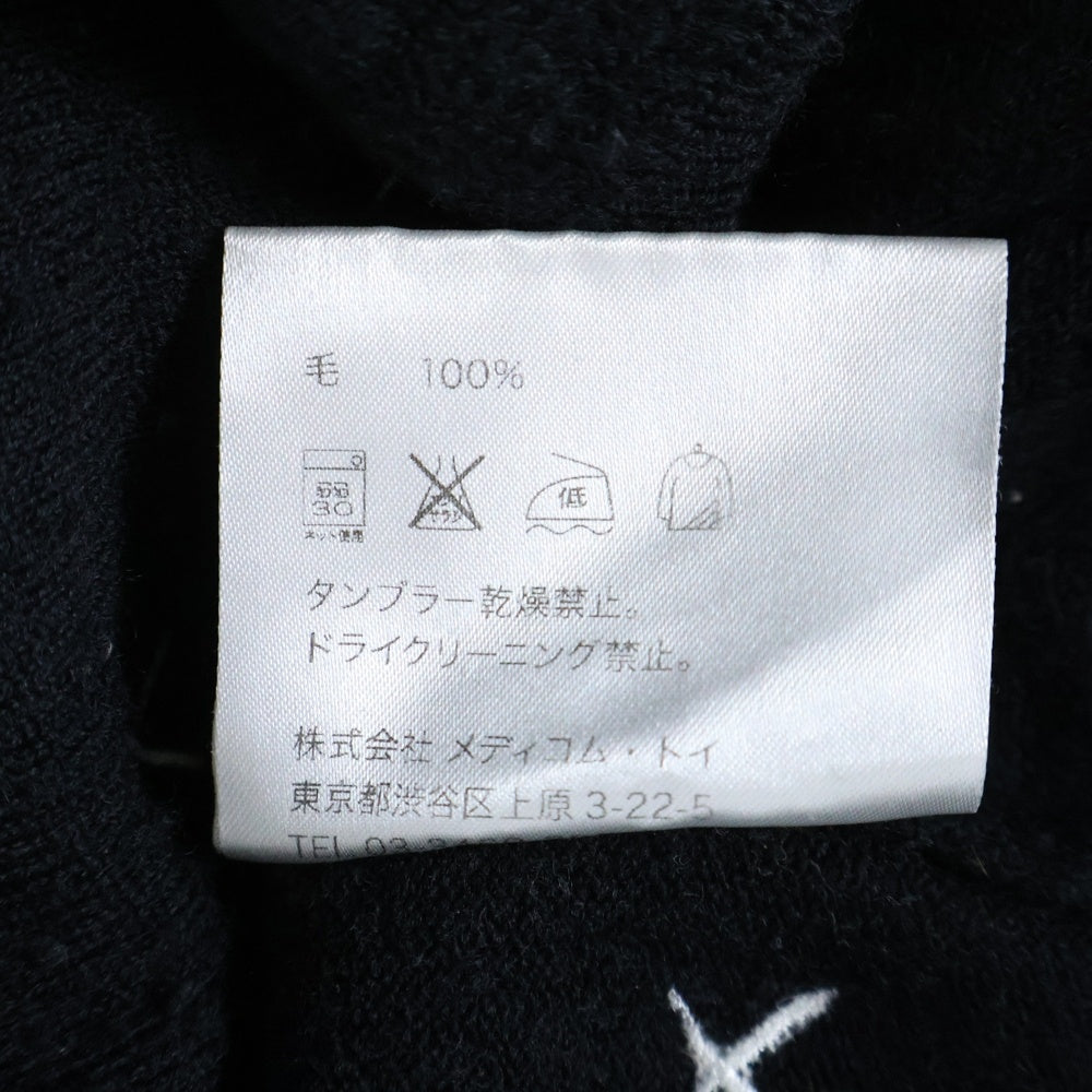 Original Fake(オリジナルフェイク) 刺繍 Vネックニットセーター ブラック