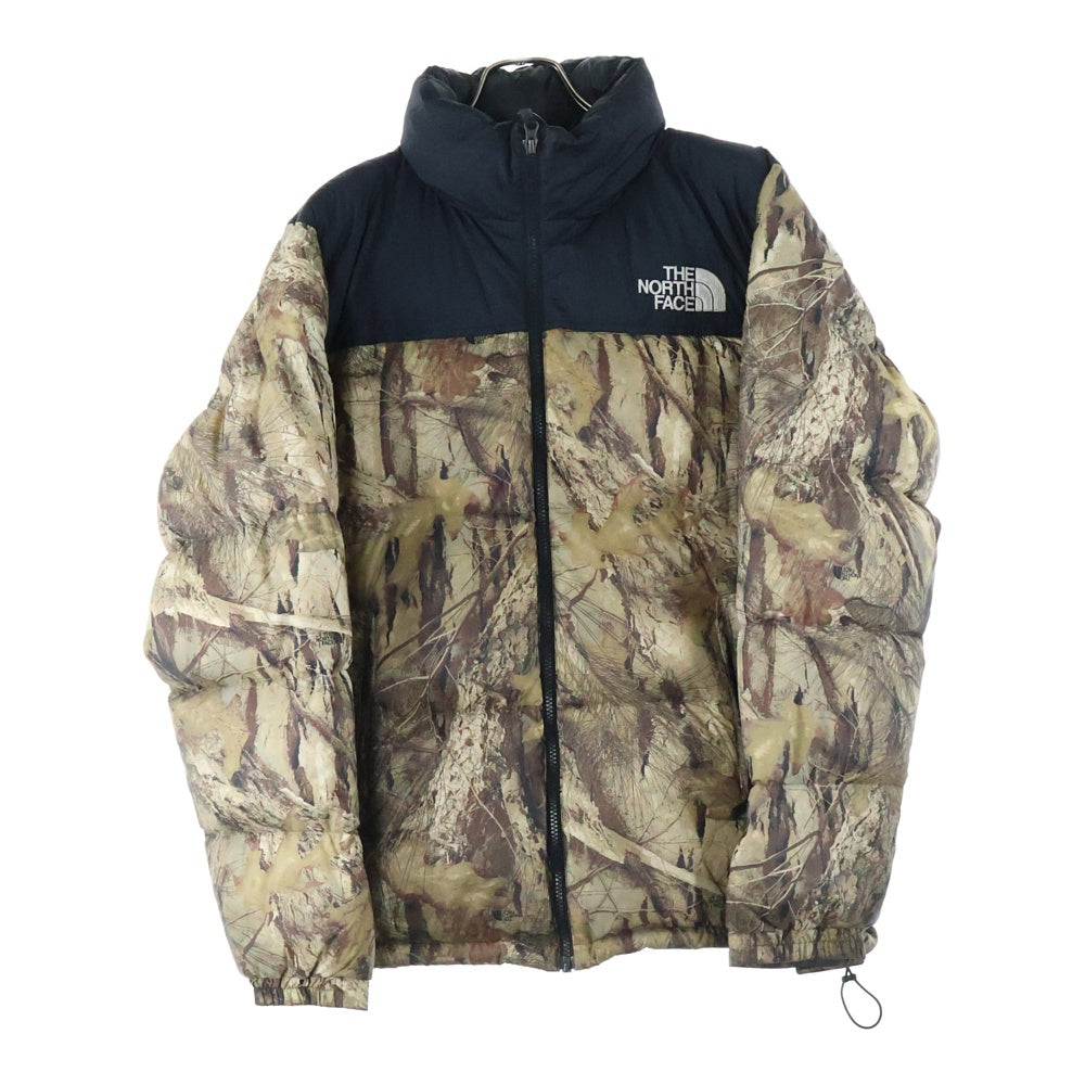 THE NORTH FACE(ザノースフェイス) NOVELTY NUPTSE JACKET Leaves リアルツリーカモ柄ノベルティヌプシダウンジャケット ブラウン ND42230R