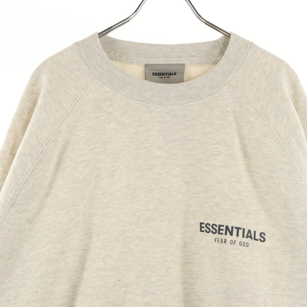 FEAR OF GOD ESSENTIALS(フィアオブゴッド エッセンシャルズ) SWEATSHIRT リフレクターロゴ クルーネックスウェットトレーナー グレージュ