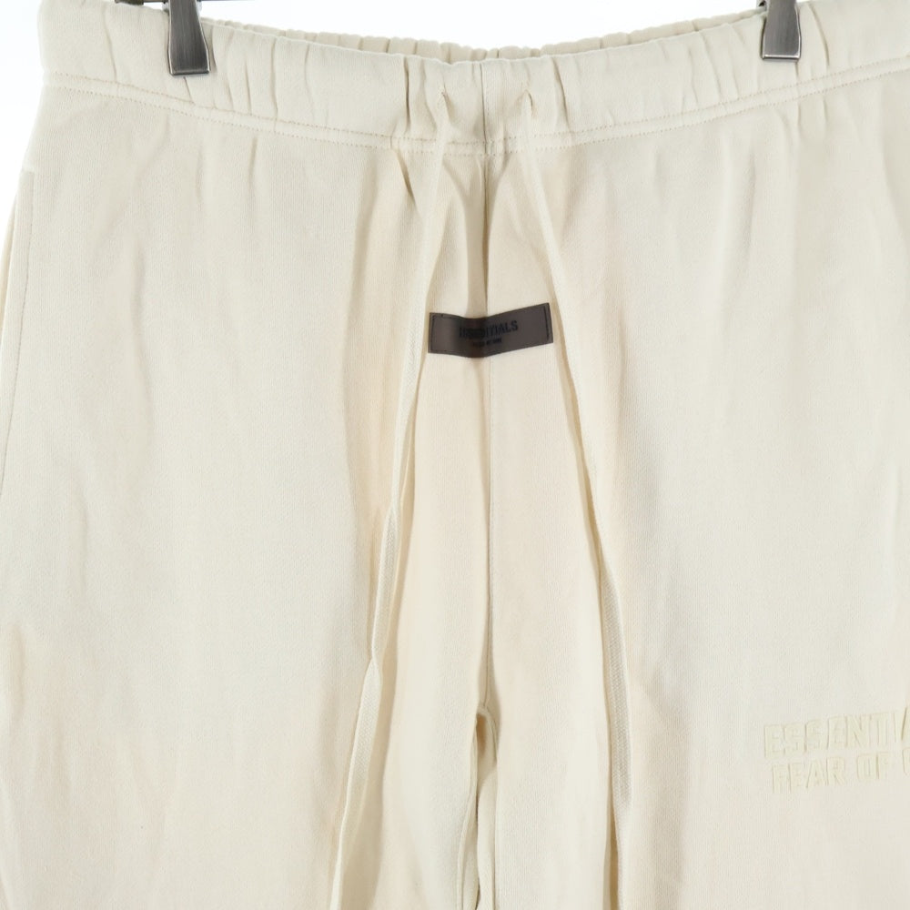 FEAR OF GOD ESSENTIALS(フィアオブゴッド エッセンシャルズ) SWEATPANTS フェルトロゴ スウェットパンツ アイボリー