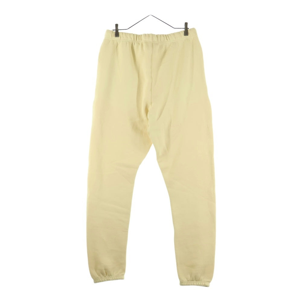 FEAR OF GOD ESSENTIALS(フィアオブゴッド エッセンシャルズ) SWEATPANTS ロゴプリント スウェットパンツ イエロー
