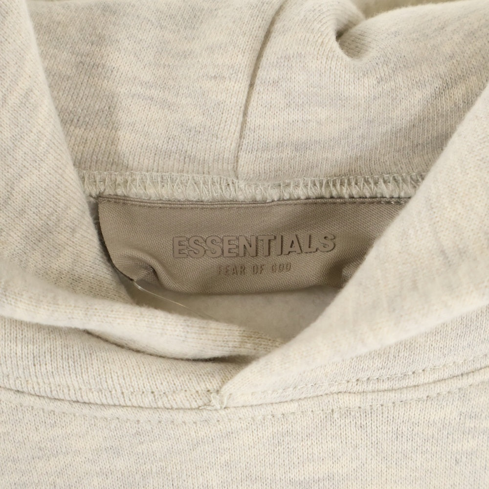 FEAR OF GOD ESSENTIALS(フィアオブゴッド エッセンシャルズ) HOODIE 1977 フェルトロゴ プルオーバースウェットパーカー フーディー グレージュ