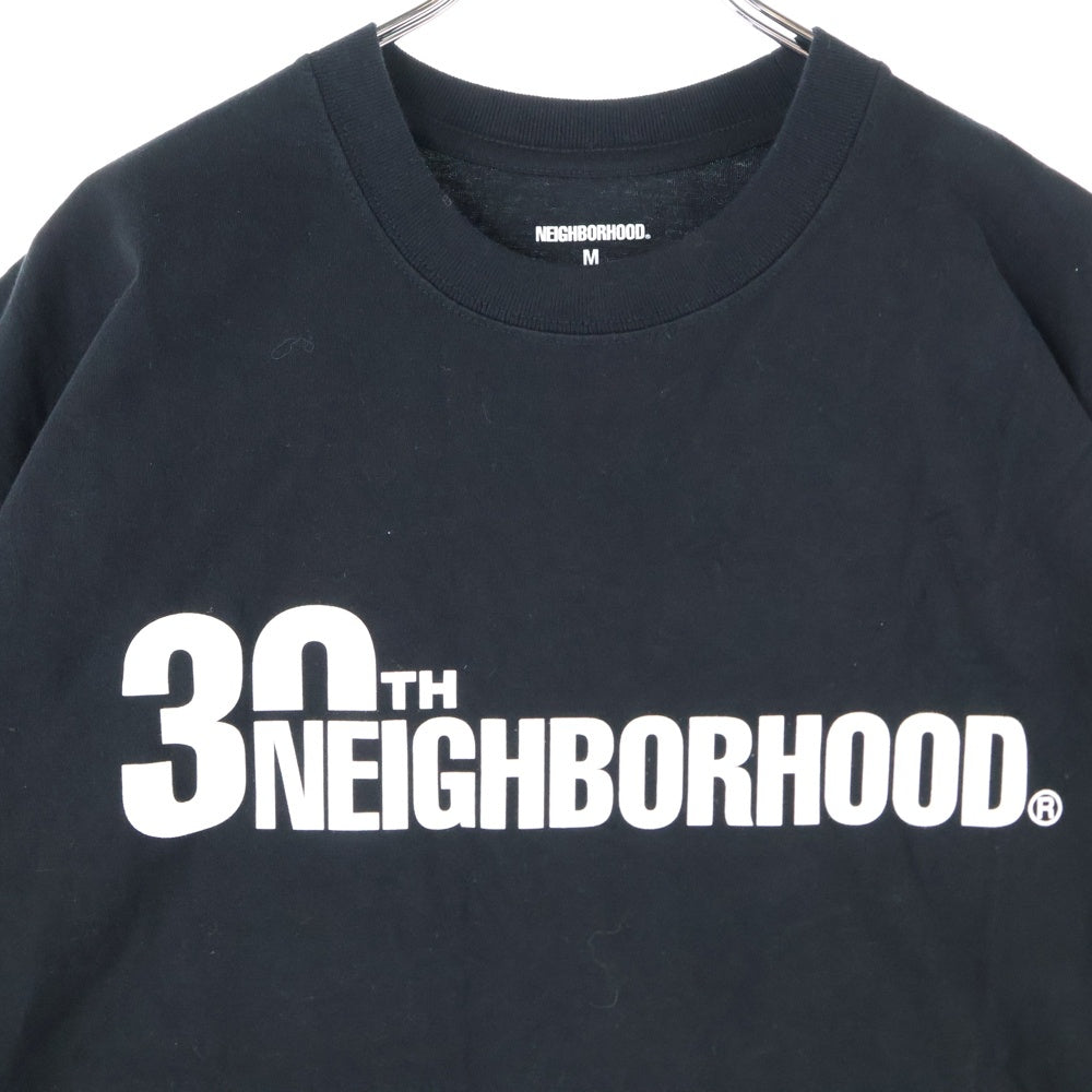 NEIGHBORHOOD(ネイバーフッド) 25AW 30周年記念 ×OSAMU NAGAHAMA EXHIBITION THE TOKYO HUNDREDS TEE 長濱治 フロントロゴプリント半袖Tシャツ ブラック 252PCNON-ST01S