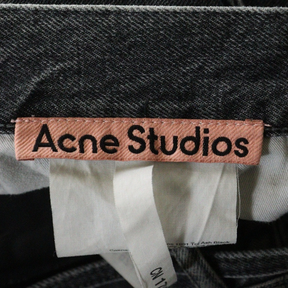 Acne Studios(アクネ ストゥディオズ) ベルテッド ワイド デニム パンツ ルーズフィットジーンズ ブラック