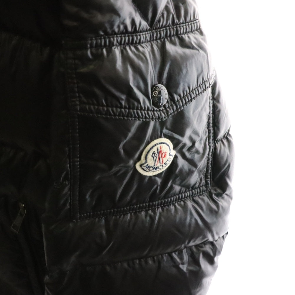 MONCLER(モンクレール) MAYA GIUBBOTTO マヤ ロゴワッペン ダウンジャケット ブラック C20914036605 68950