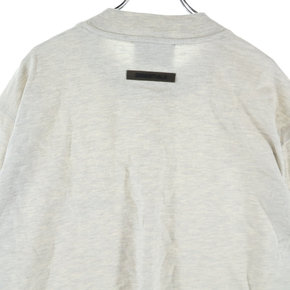FEAR OF GOD ESSENTIALS(フィアオブゴッド エッセンシャルズ) L/S T-SHIRT リフレクターロゴ 長袖Tシャツ ロンT グレージュ