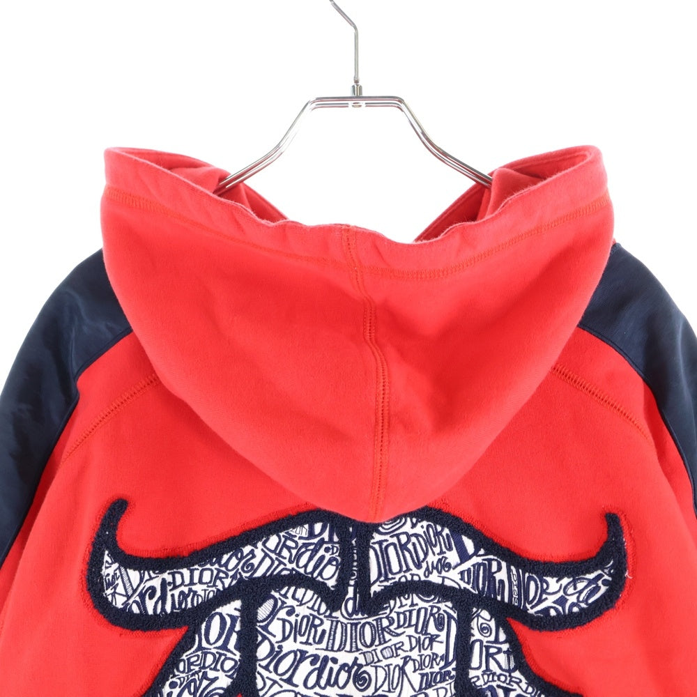 DIOR(ディオール) 21SS×STUSSY CHICAGO BULLS ショーンステューシー シカゴブルズ ロゴ刺繍プルオーバーパーカー レッド 183J653A0531