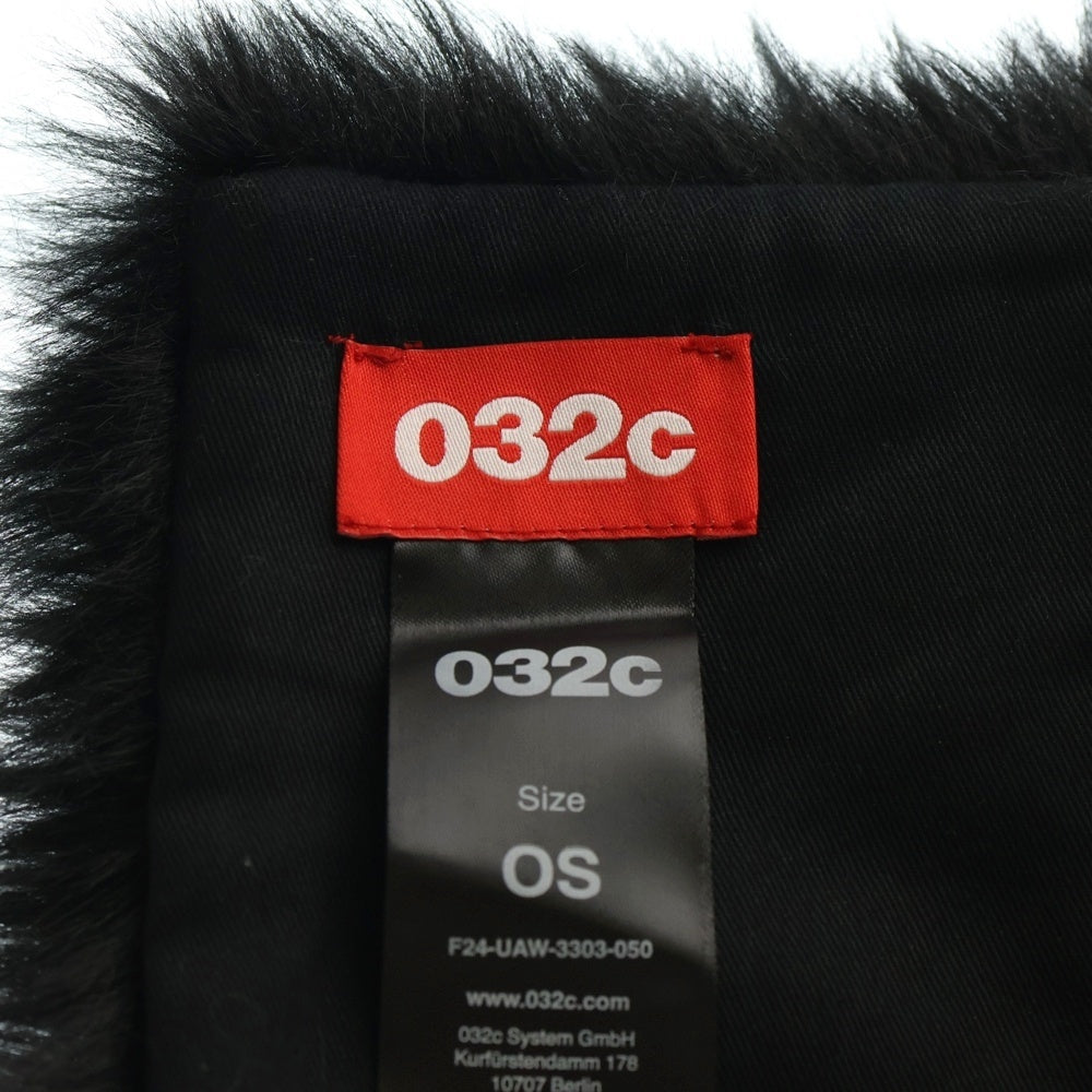 032c(ゼロスリーツーシー ) 24AW Anti-Gauguin Faux Fur Scarf ロゴデザイン フェイクファー スカーフ ブラック F24-UAW-3303-050
