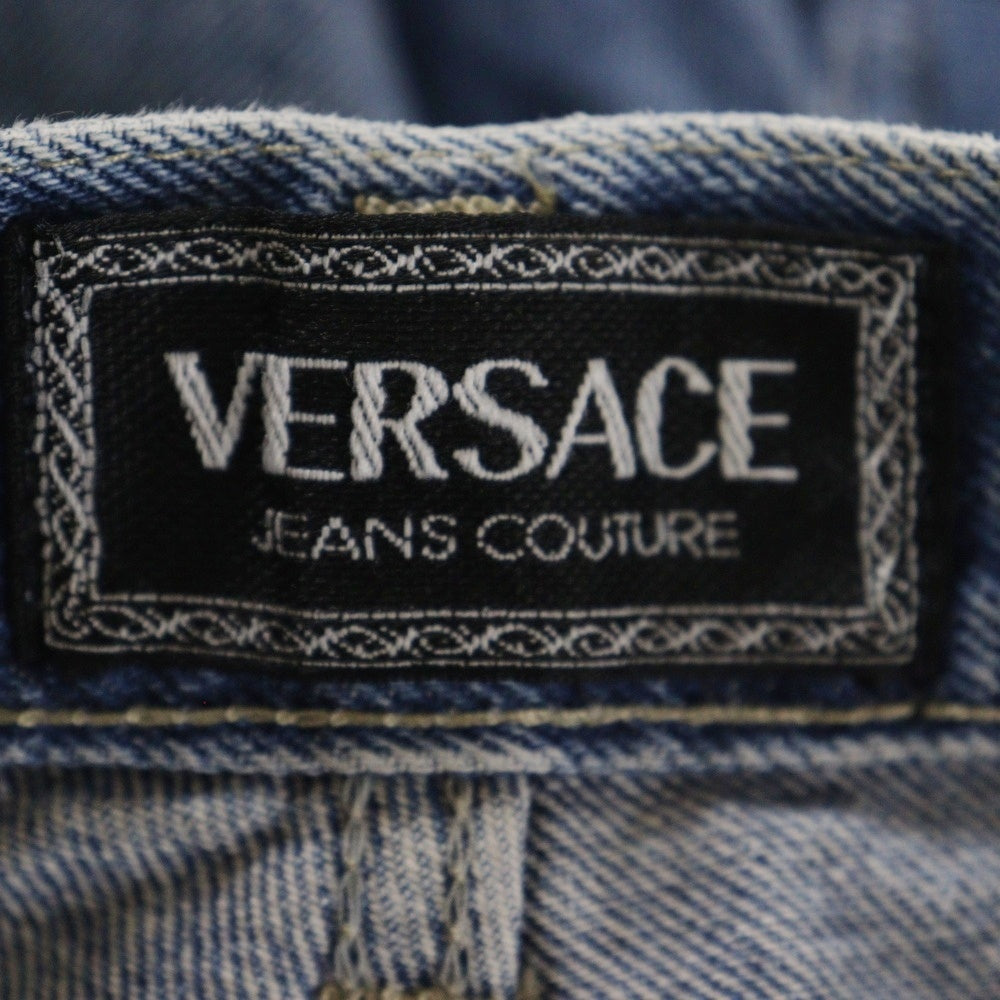 VERSACE JEANS COUTURE(ヴェルサーチジーンズクチュール) ロゴパッチ付き ストレッチデニムパンツ ジーンズ インディゴ