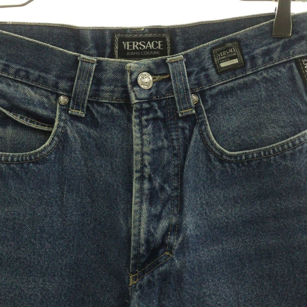 VERSACE JEANS COUTURE(ヴェルサーチジーンズクチュール) ロゴパッチ付き ストレッチデニムパンツ ジーンズ インディゴ