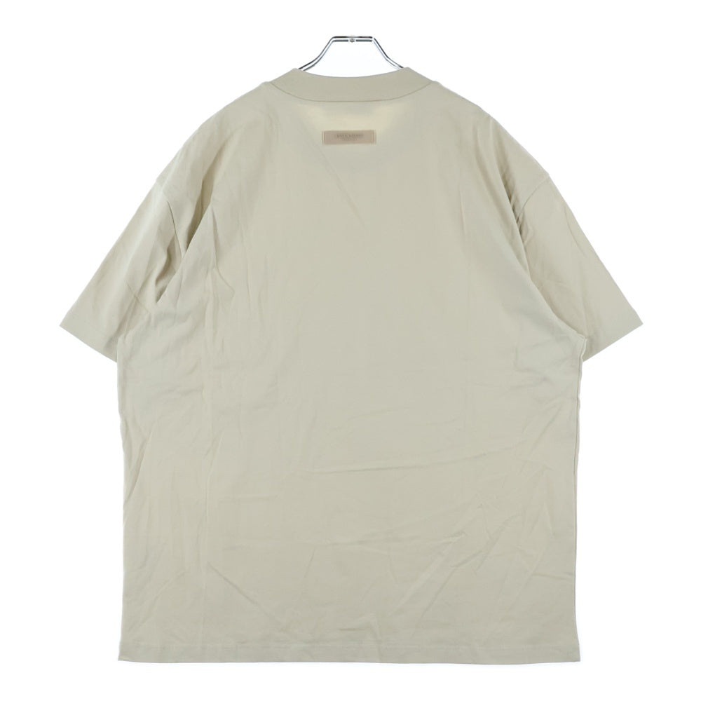 FEAR OF GOD ESSENTIALS(フィアオブゴッド エッセンシャルズ) S/S T-SHIRT フェルトロゴ 半袖Tシャツ ベージュ