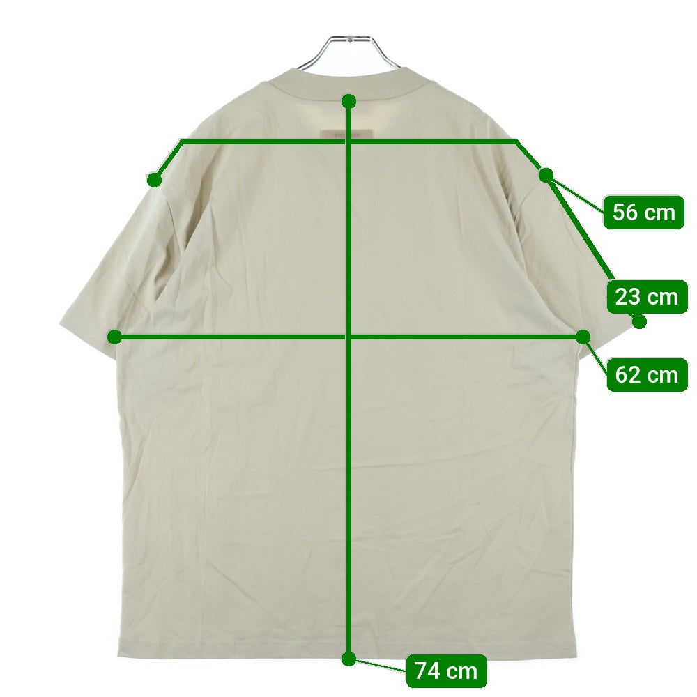 FEAR OF GOD ESSENTIALS(フィアオブゴッド エッセンシャルズ) S/S T-SHIRT フェルトロゴ 半袖Tシャツ ベージュ
