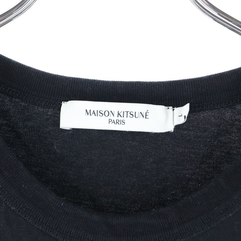 MAISON KITSUNE(メゾンキツネ) フロントロゴ 半袖Tシャツ カットソー ブラック AM00104KJ0008