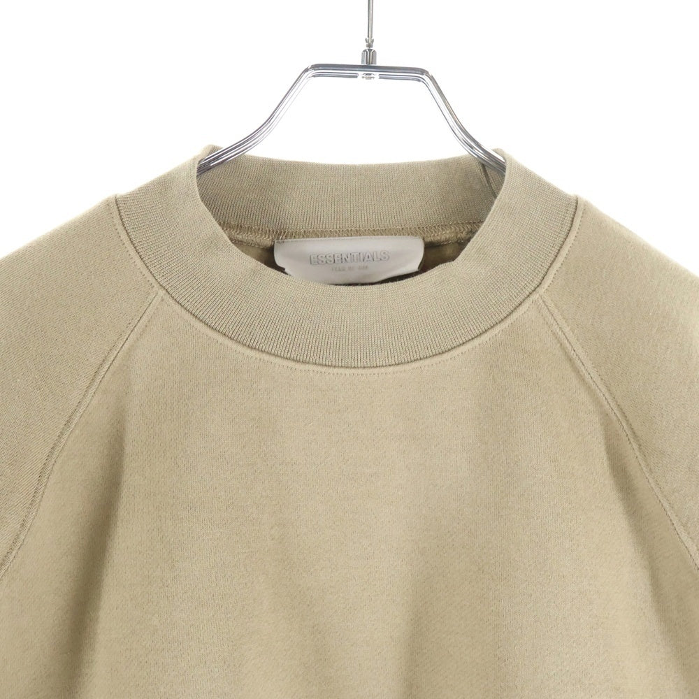 FEAR OF GOD ESSENTIALS(フィアオブゴッド エッセンシャルズ) SWEATSHIRT フェルトロゴ クルーネックスウェットトレーナー ベージュ