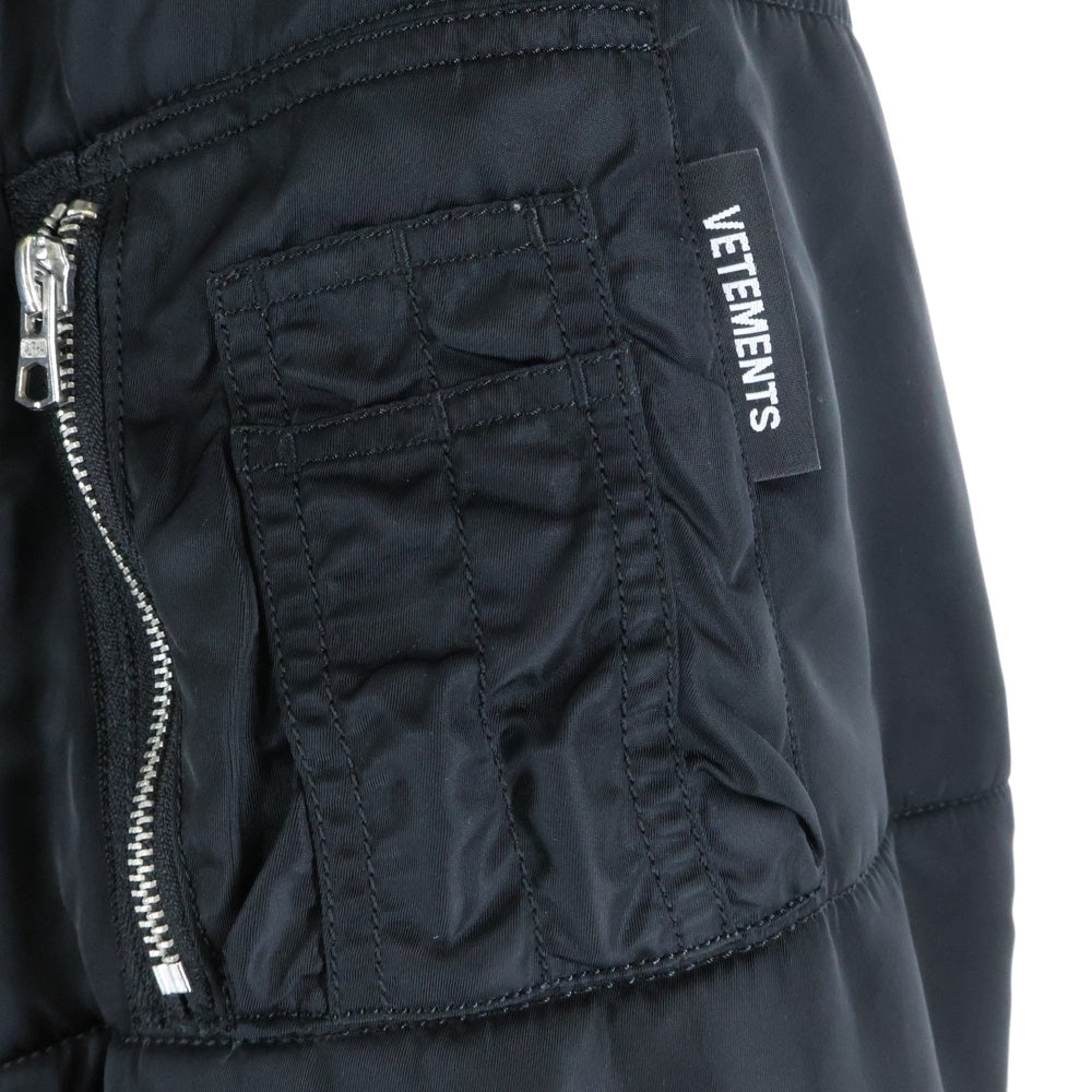 VETEMENTS(ヴェトモン) 20AW×Alpha Reversible Bomber Jacket アルファ リバーシブルボンバージャケット ネイビー/ブラック UAH21JA010