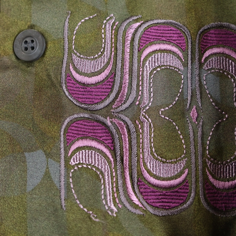 DRIES VAN NOTEN(ドリスヴァンノッテン) 24SS Cassiemb Shirt 刺繍 総柄開襟半袖シャツ カーキ